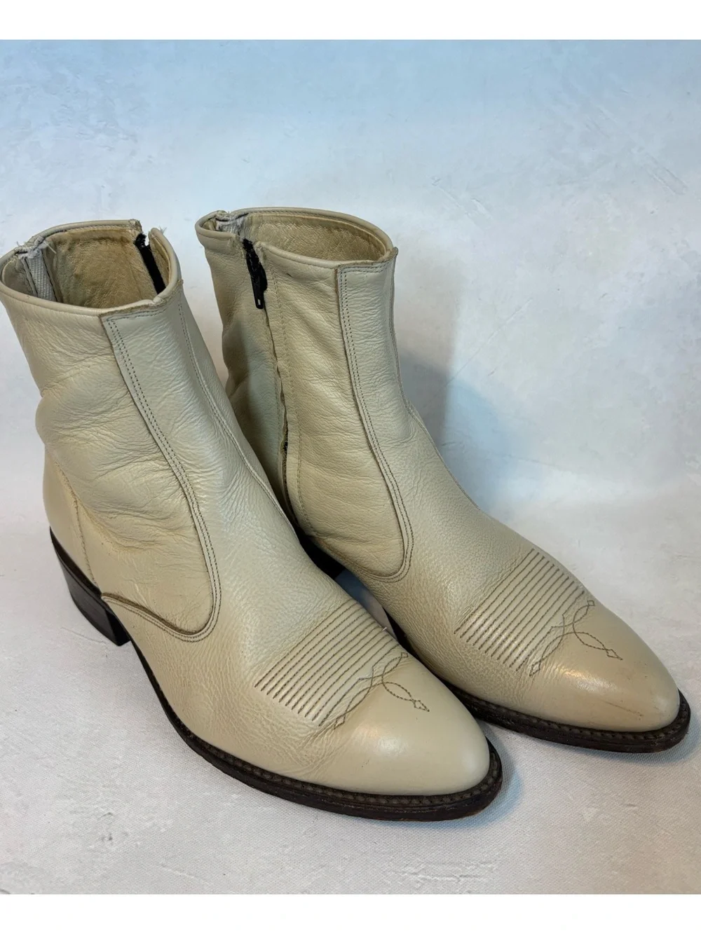 Dan Post Vintage Retro Cream Leather Ankle Boots, size 8.5